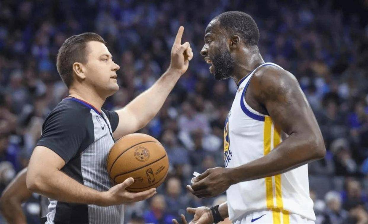 开云官网登录入口关于从巴塞罗那止住颓势备战NBA季后赛到冲刺阶段金州勇士调整名单以备欧篮联，今晚纽约尼克斯扳平良机的信息