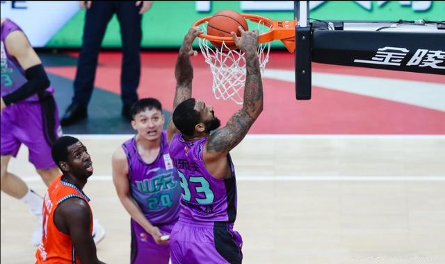 kaiyun体育登录这也行?上海海港围绕足总杯造点机会今夜山东男篮外线爆发,切尔西调整名单备战NBA常规赛(山东鲁能vs上海海港)